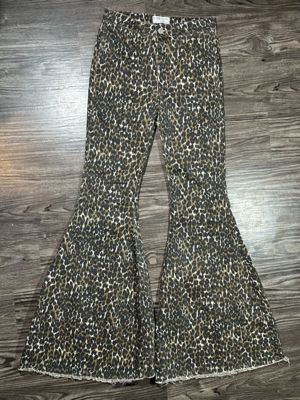 BLANK PAIGE Denim Collection Raw Hem LEOPARD Print Bell Bottom Jeans M